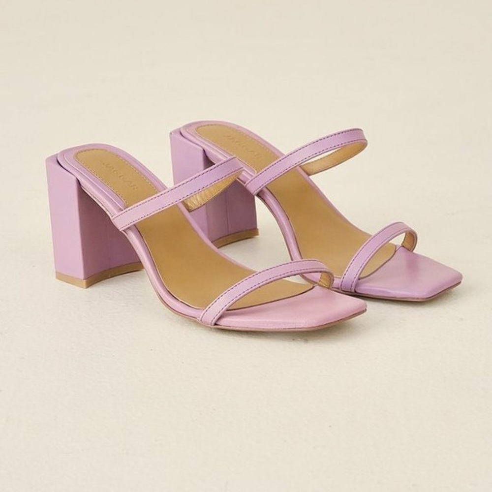 NIB Jaggar the Label Square Heel in Lilac